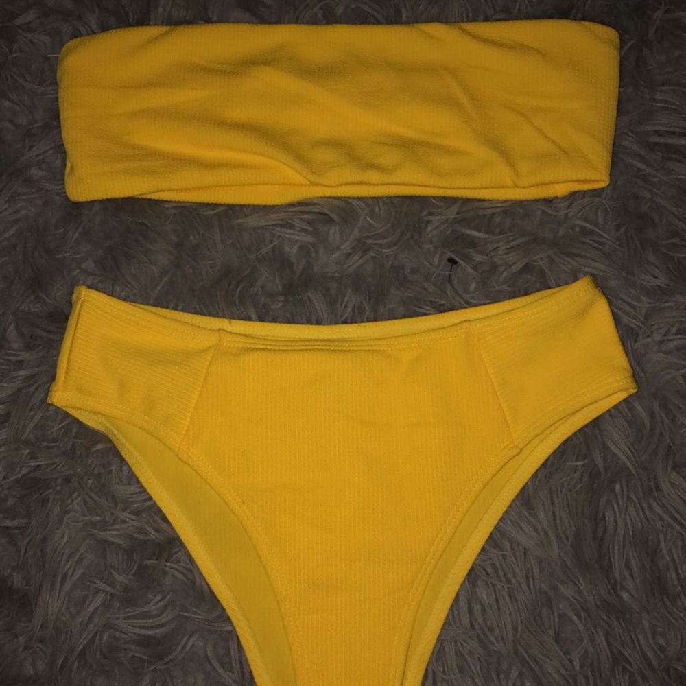 Yellow bikini brand new ✨